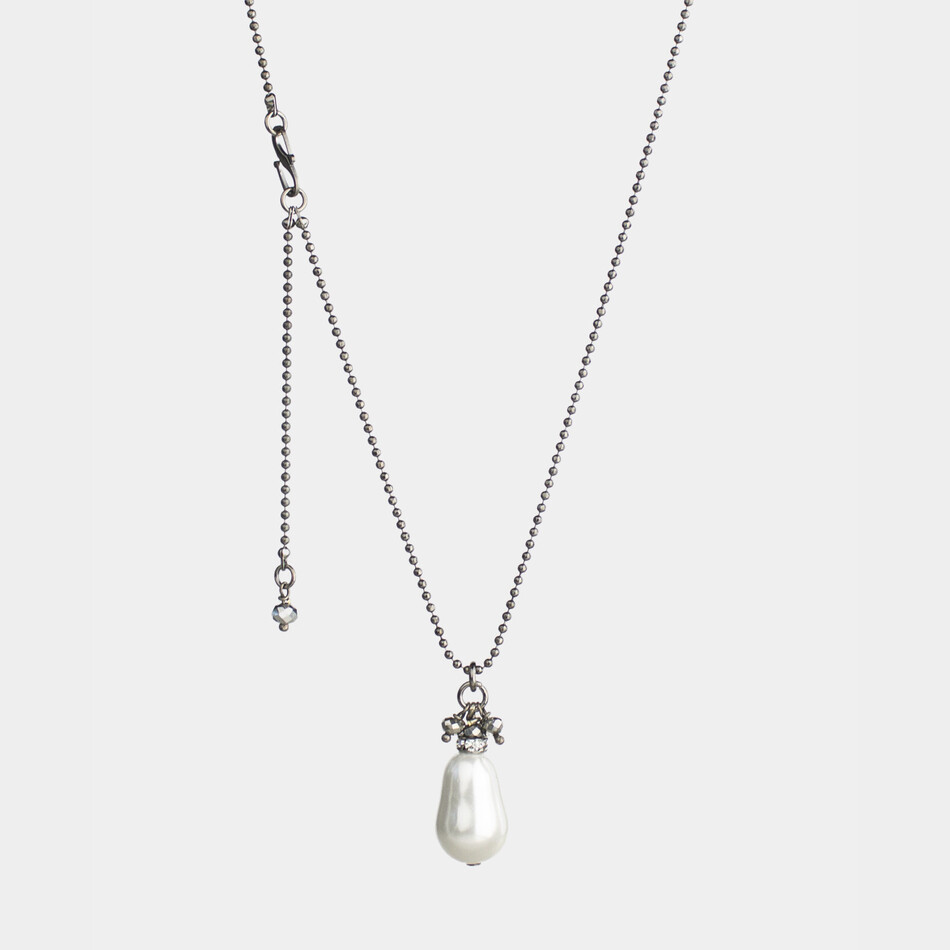 Pearl Drop White